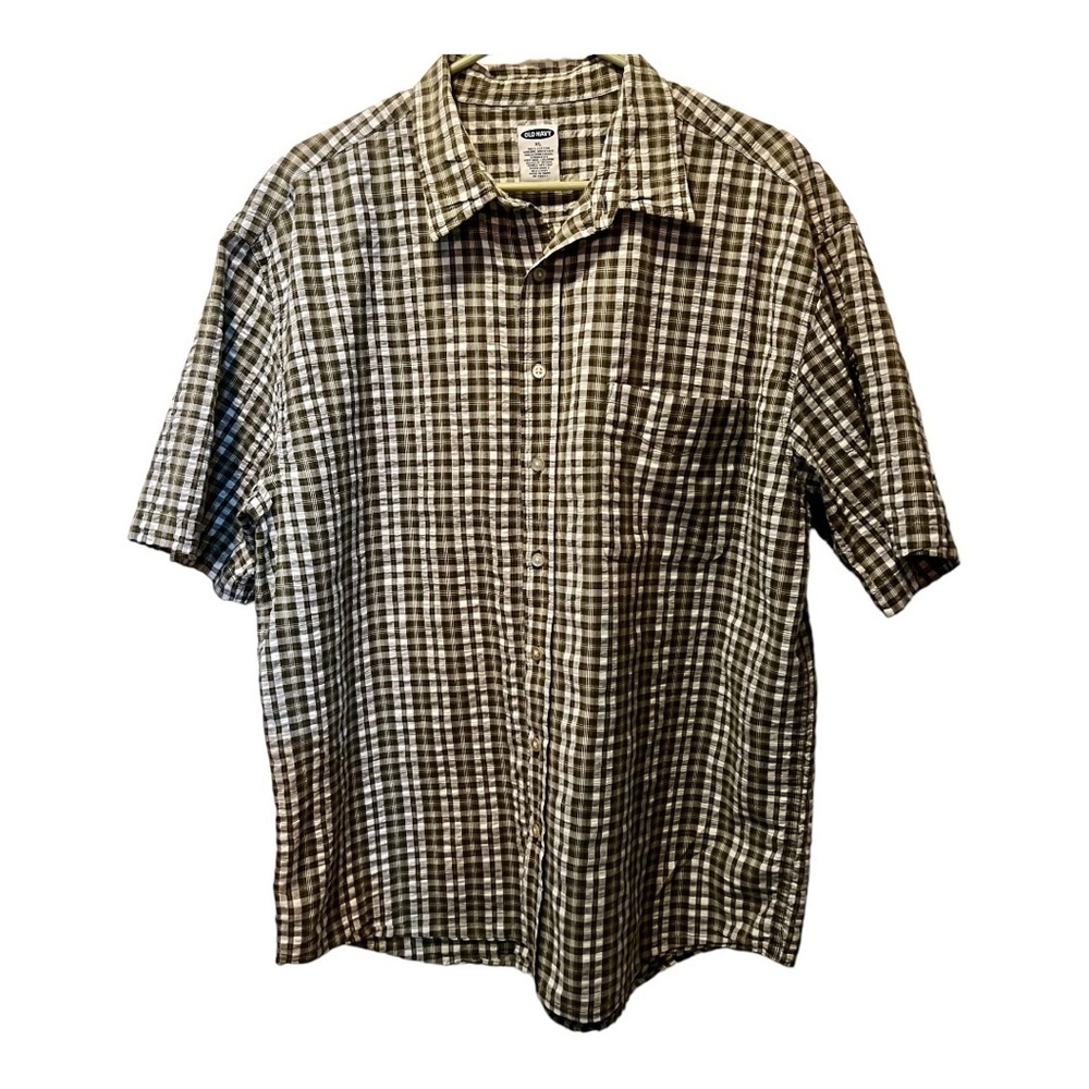Men’s Old Navy Button Down Shirt